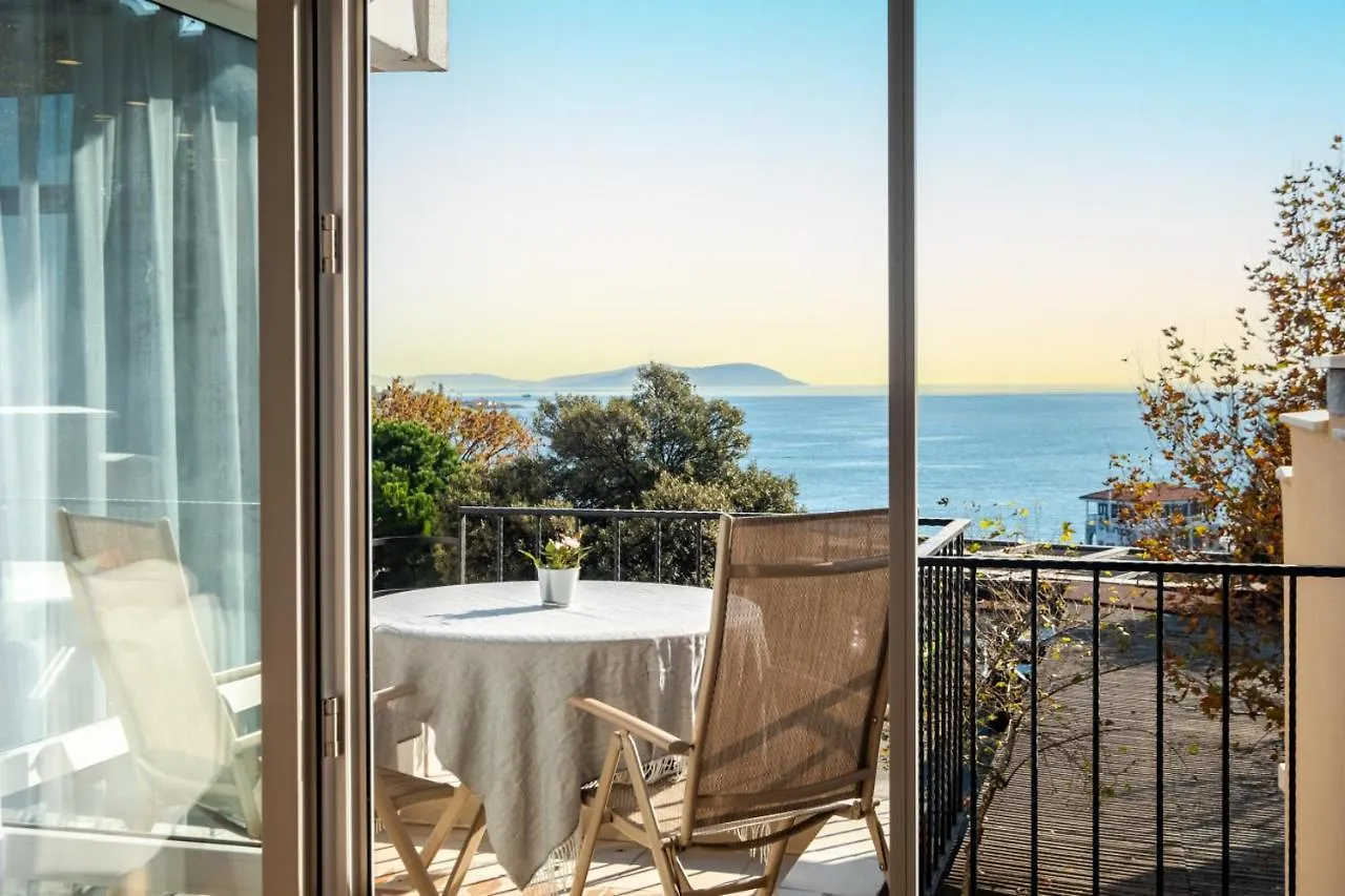 公寓 Chic Flat With Balcony Near Moda Shore 伊斯坦布尔