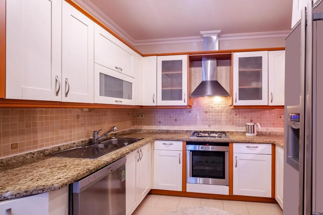 איסטמבול Chic Flat With Balcony Near Moda Shore