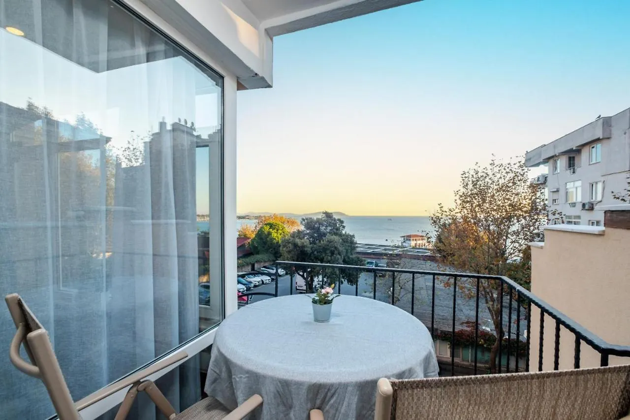 公寓 Chic Flat With Balcony Near Moda Shore 伊斯坦布尔